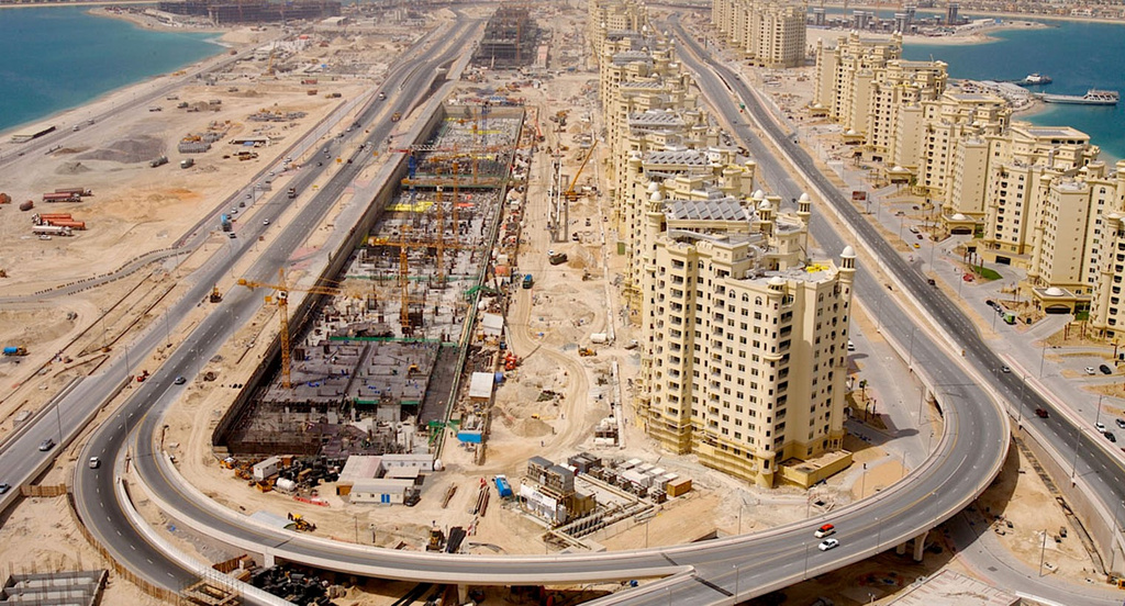 Dubai Palm Jumeirah Shoreline Project – Solar Energy and Hot Water Heating Systems - Görsel 1